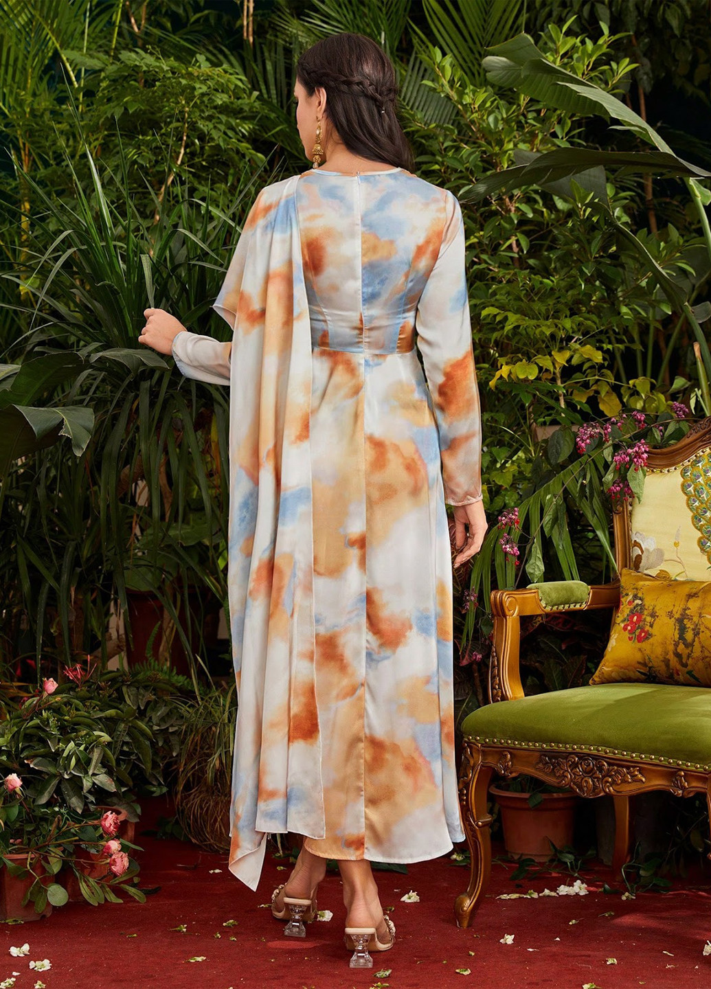 Комбинированное коктейльное платье на запах, со шлейфом SHEIN тай-дай