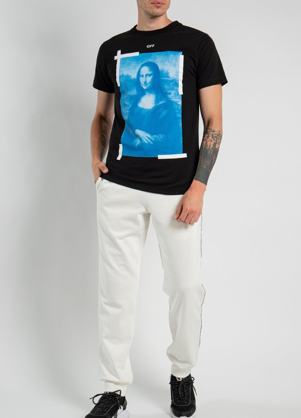 Чорна чорна футболка з принтом Off-White