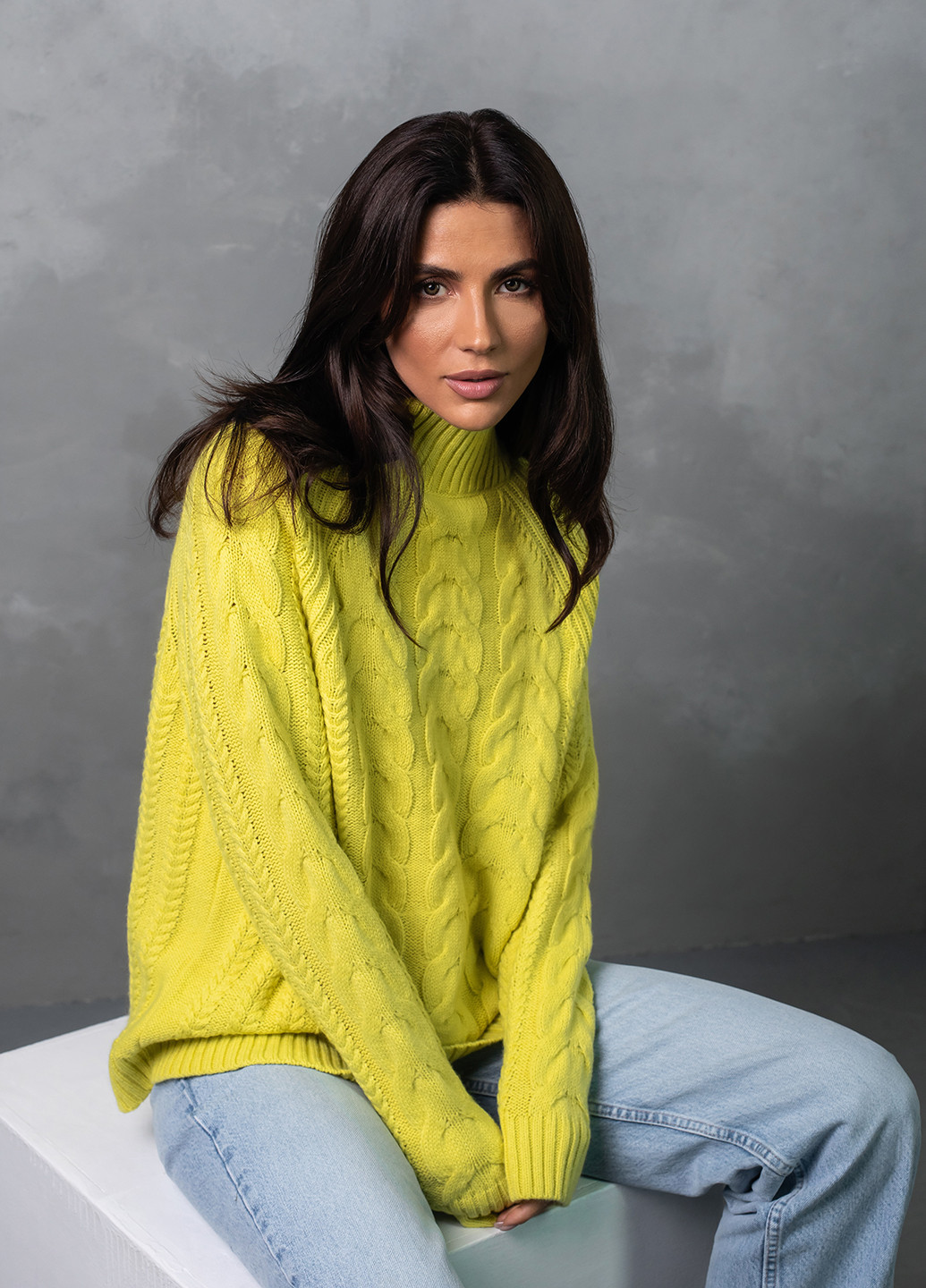 Лаймовый свитер женский Viviami