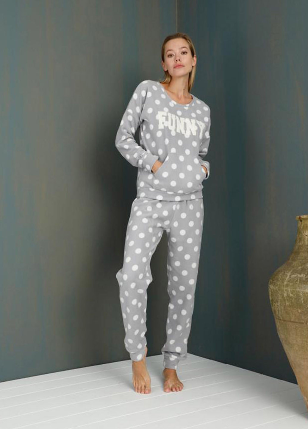 Серая всесезон пижама (свитшот, брюки) свитшот + брюки ECROU
