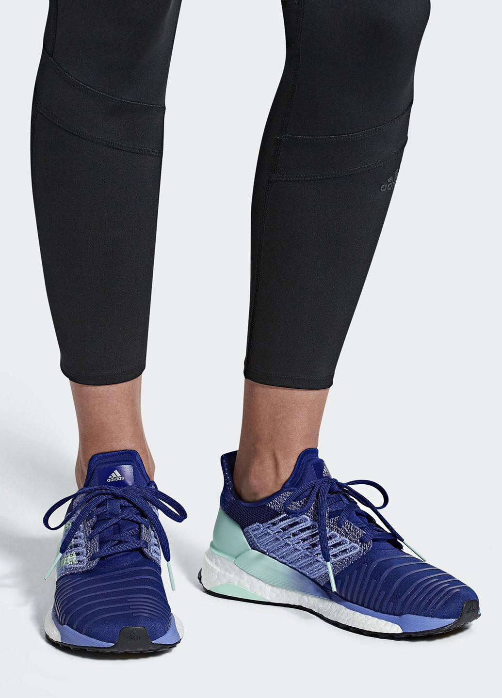 Синие демисезонные кроссовки adidas