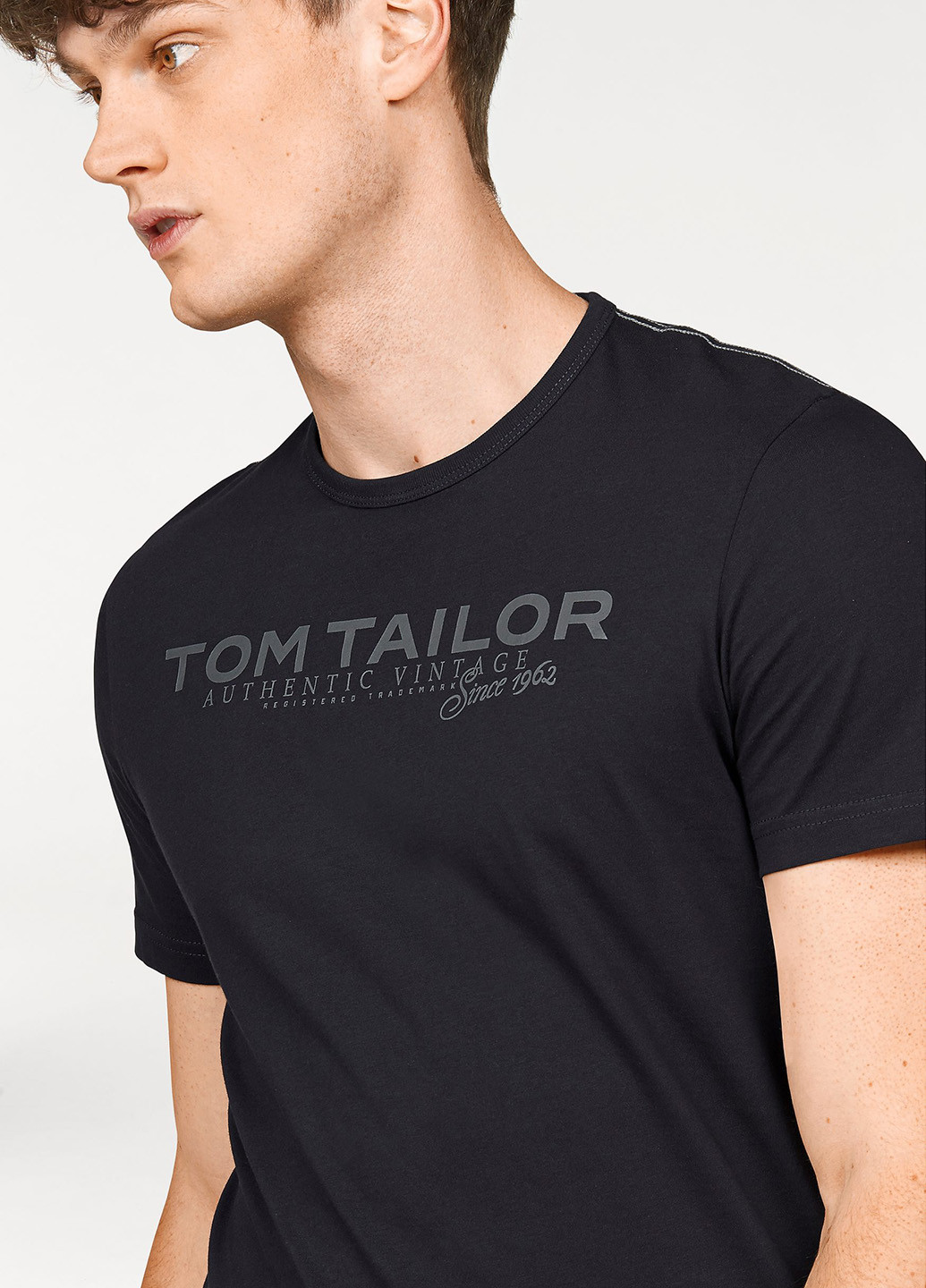 Темно-синяя футболка Tom Tailor
