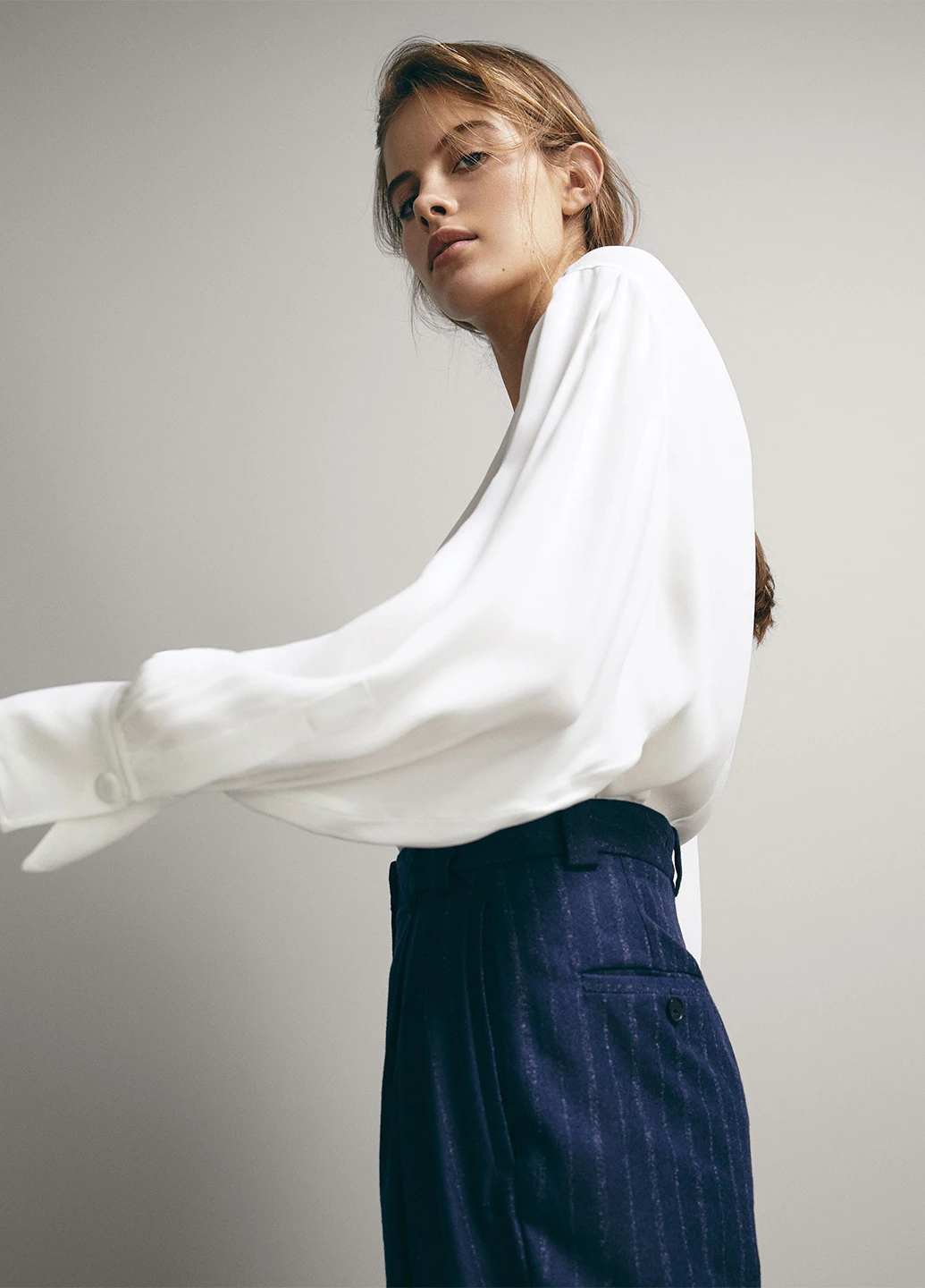 Біла блуза Massimo Dutti