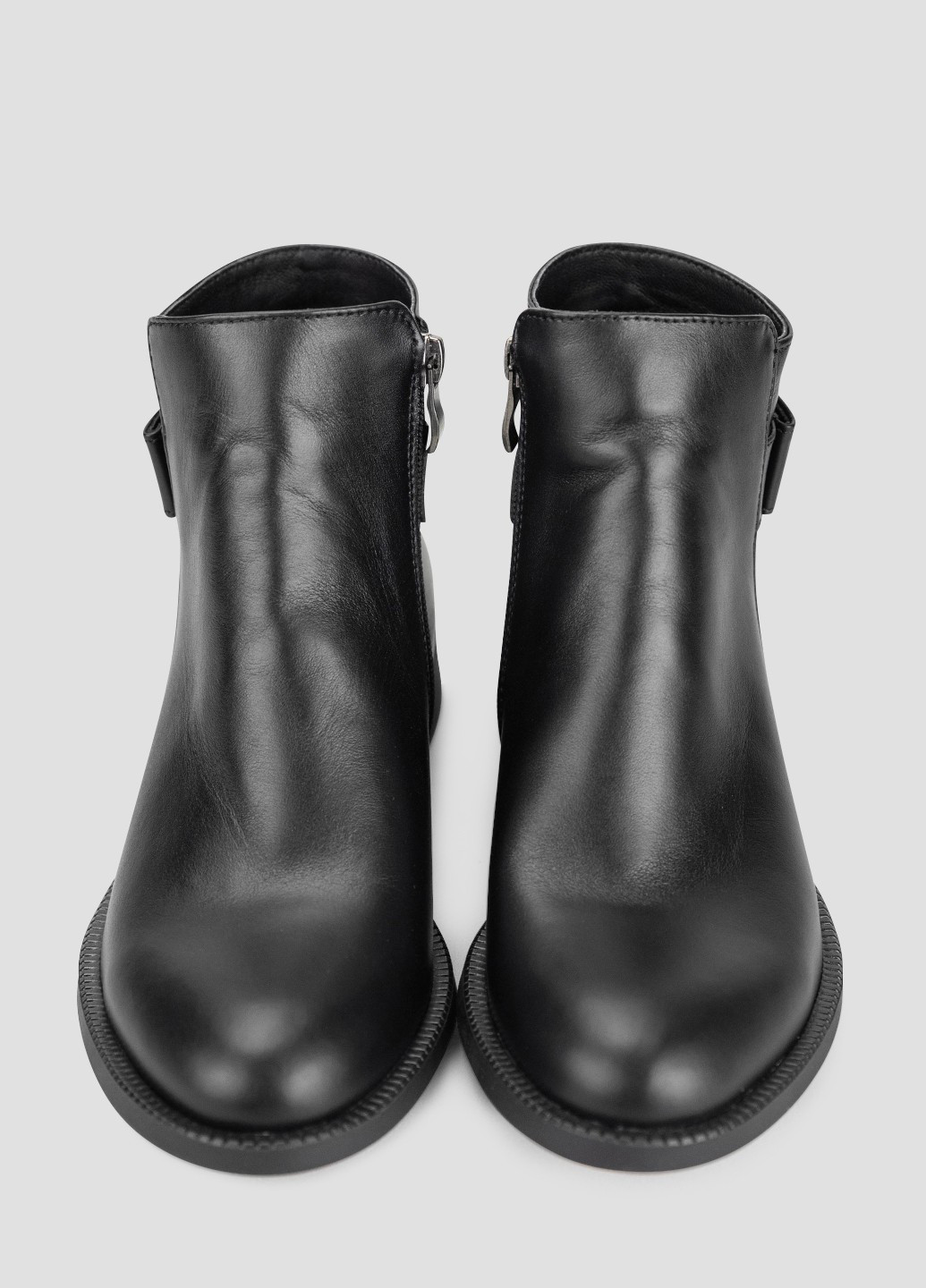 Осенние ботинки Alromaro с пряжкой