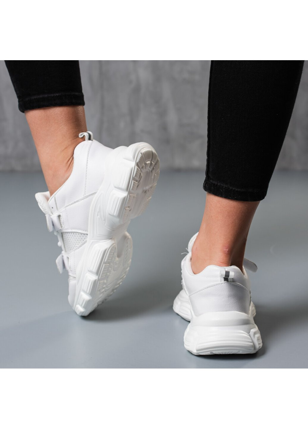 Белые демисезонные кроссовки женские kirby 3777 36 23 см белый Fashion