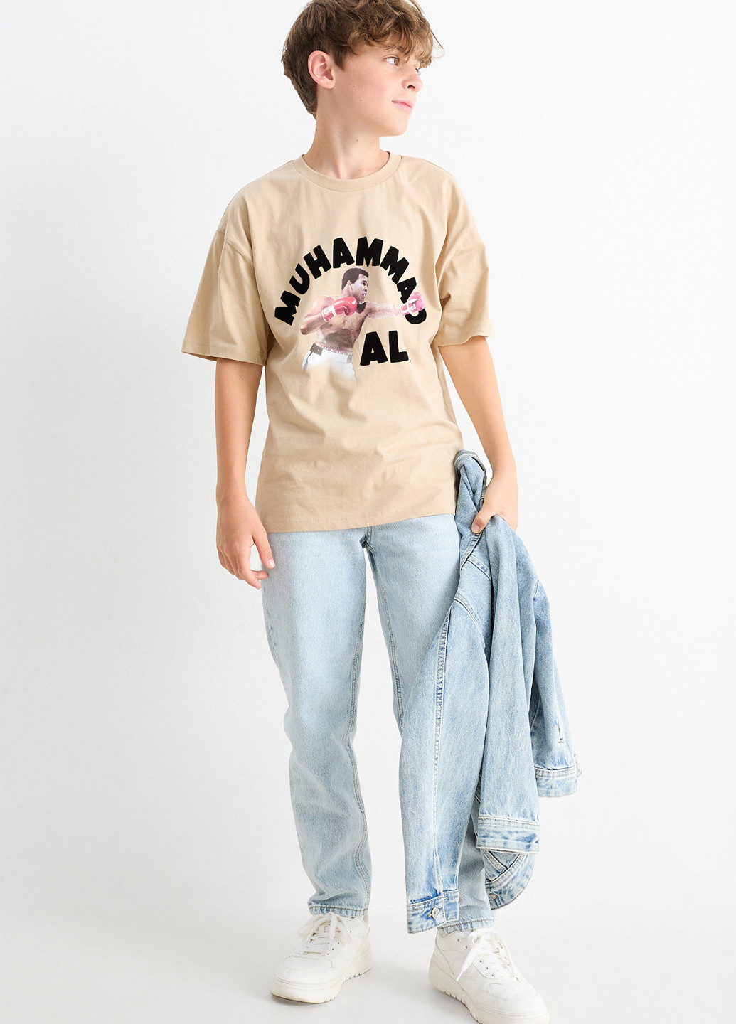 Бежева літня футболка C&A