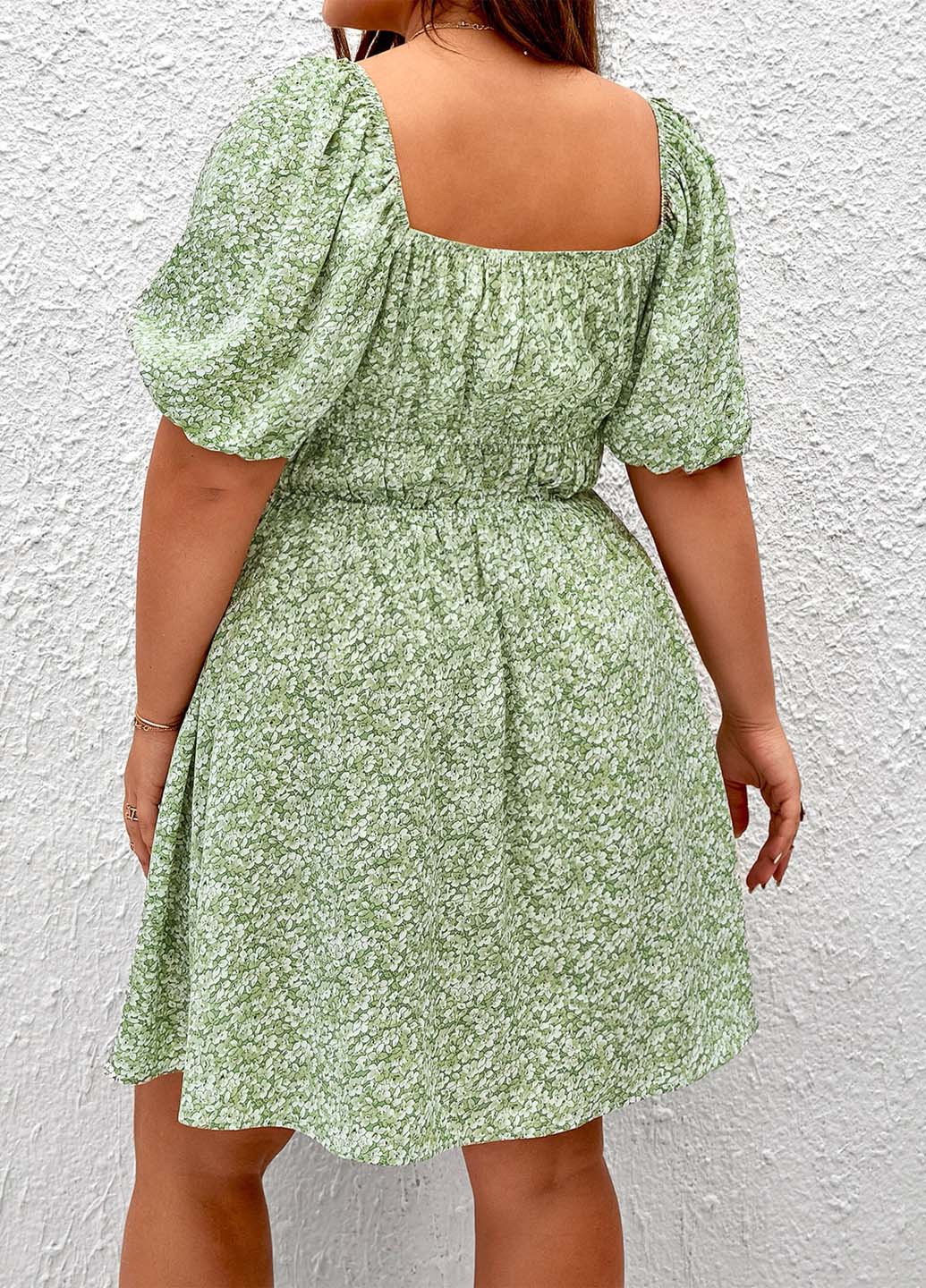 Салатовое кэжуал платье SHEIN с цветочным принтом