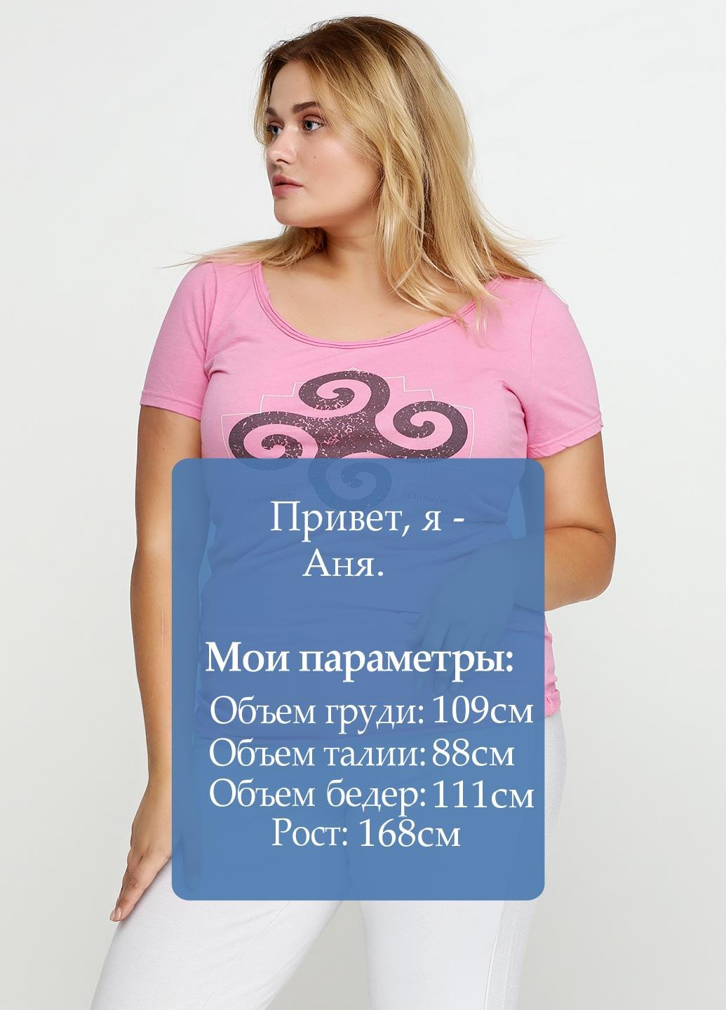 Розовая летняя футболка Pepperrose