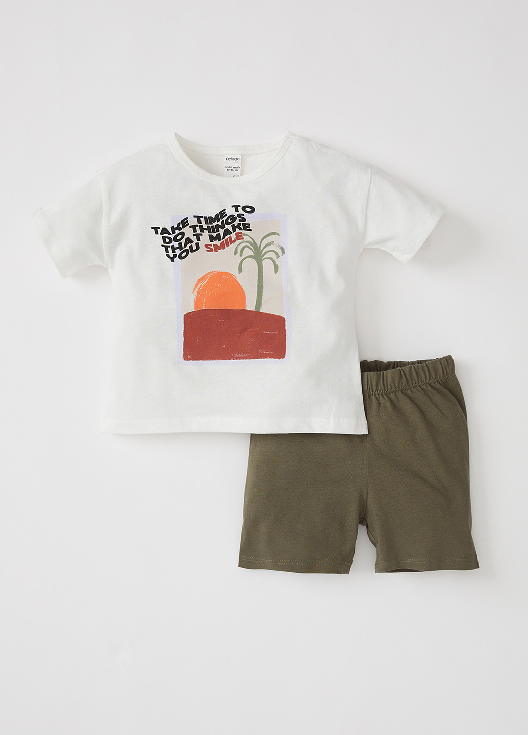 Комбинированный летний комплект(шорты, футболка) DeFacto