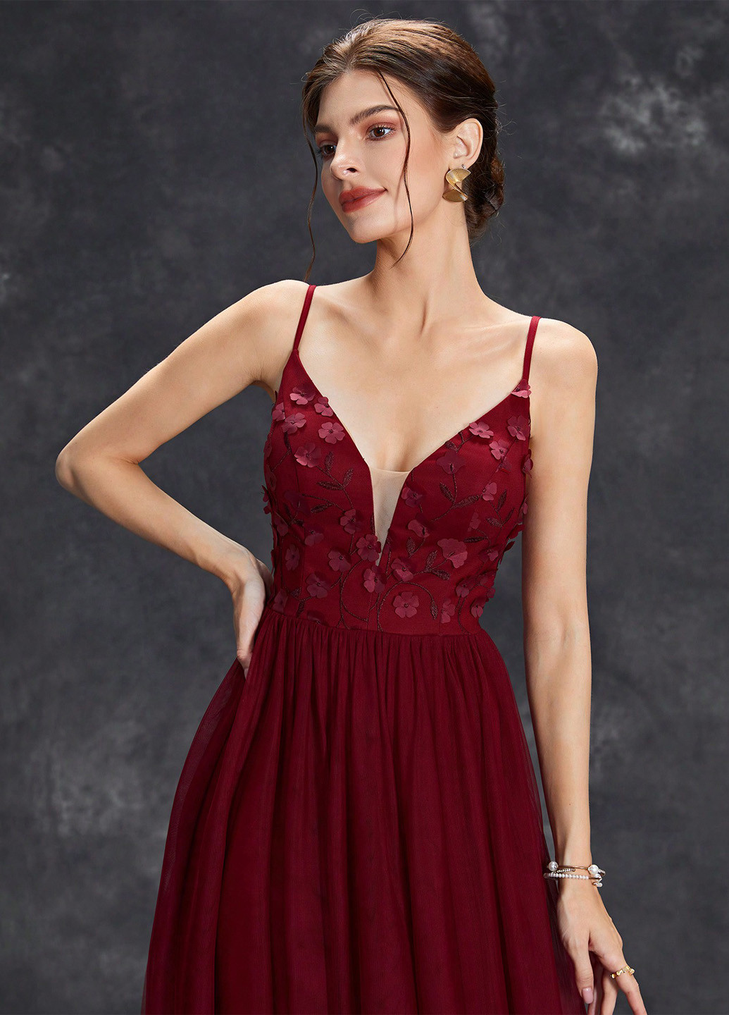 Бордовое вечернее, праздничный платье с пышной юбкой, а-силуэт, с открытой спиной SHEIN однотонное