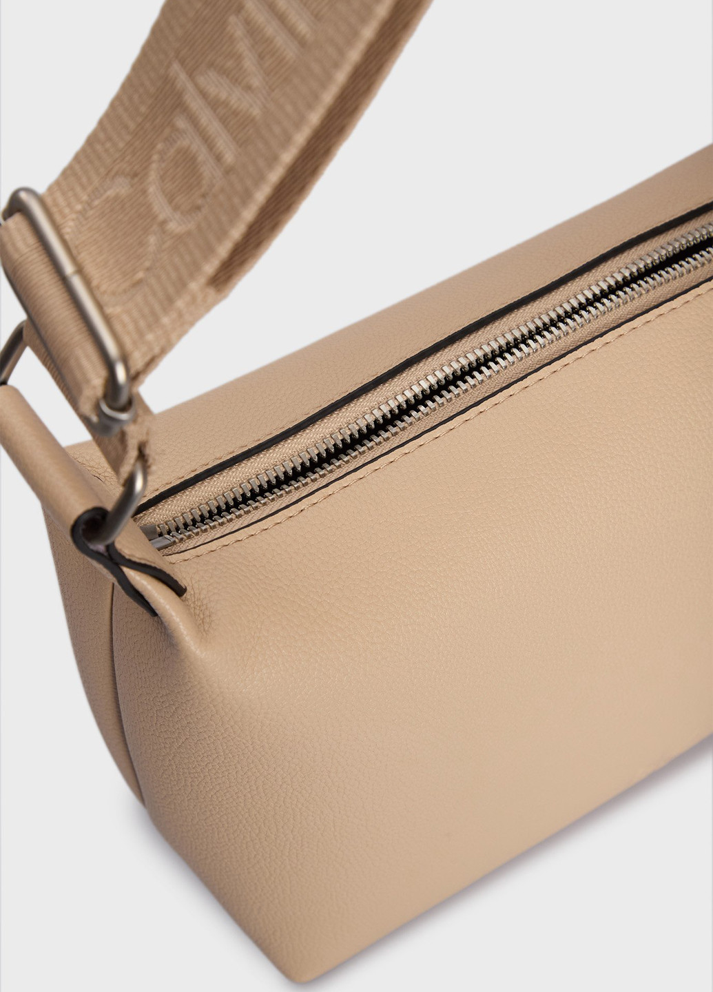 Сумка Calvin Klein Jeans (366292733)