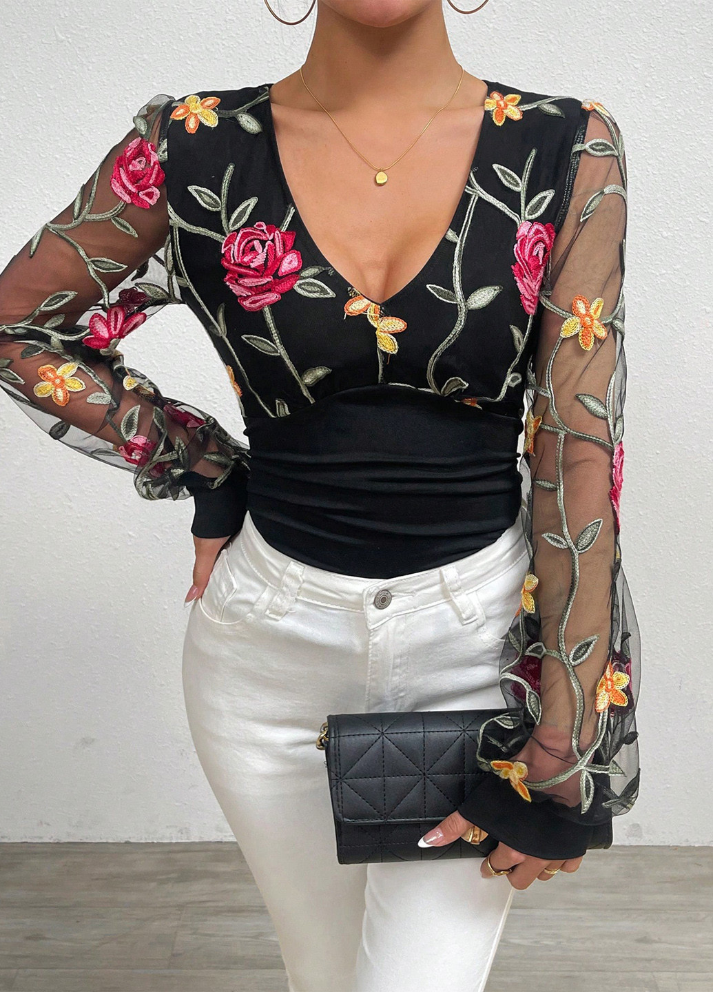 Чёрная блуза SHEIN