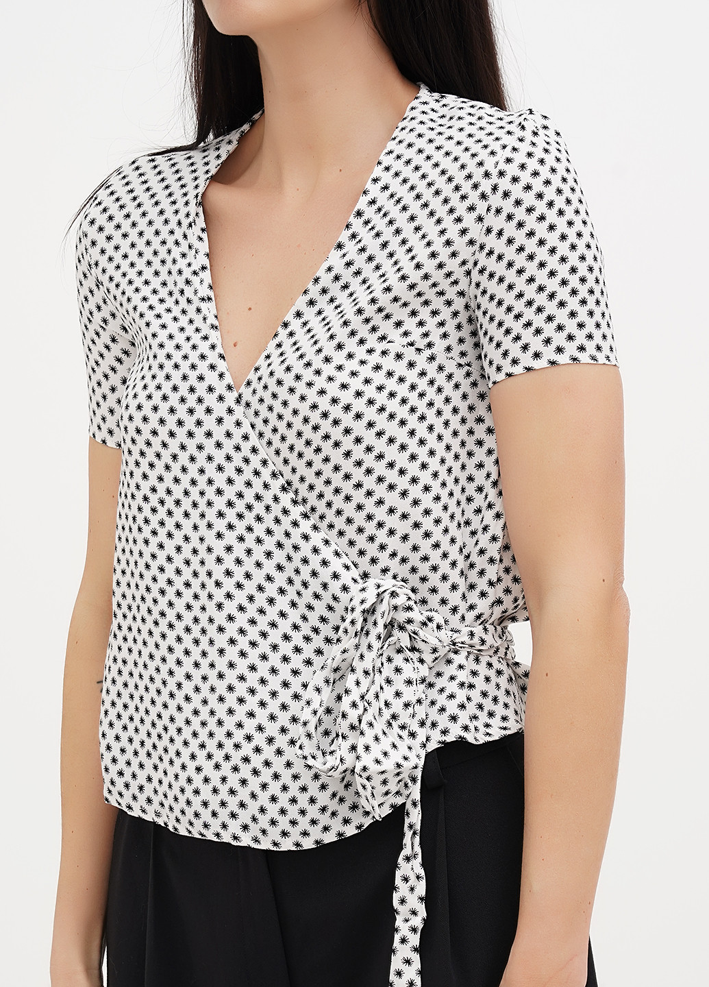 Біла блуза на запах Imperial