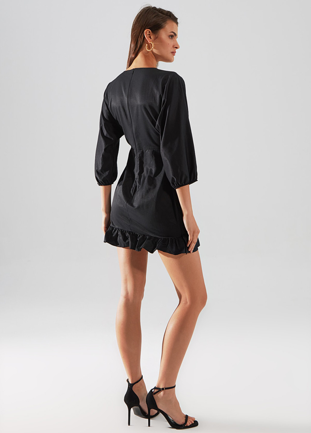 Чорна кежуал сукня Trendyol