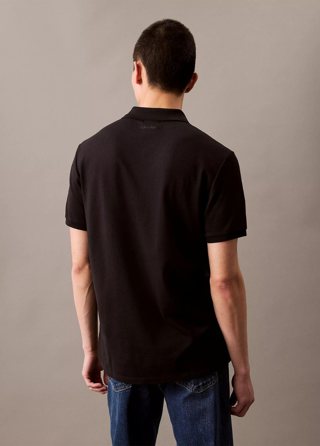 Черная футболка-поло для мужчин Calvin Klein однотонная
