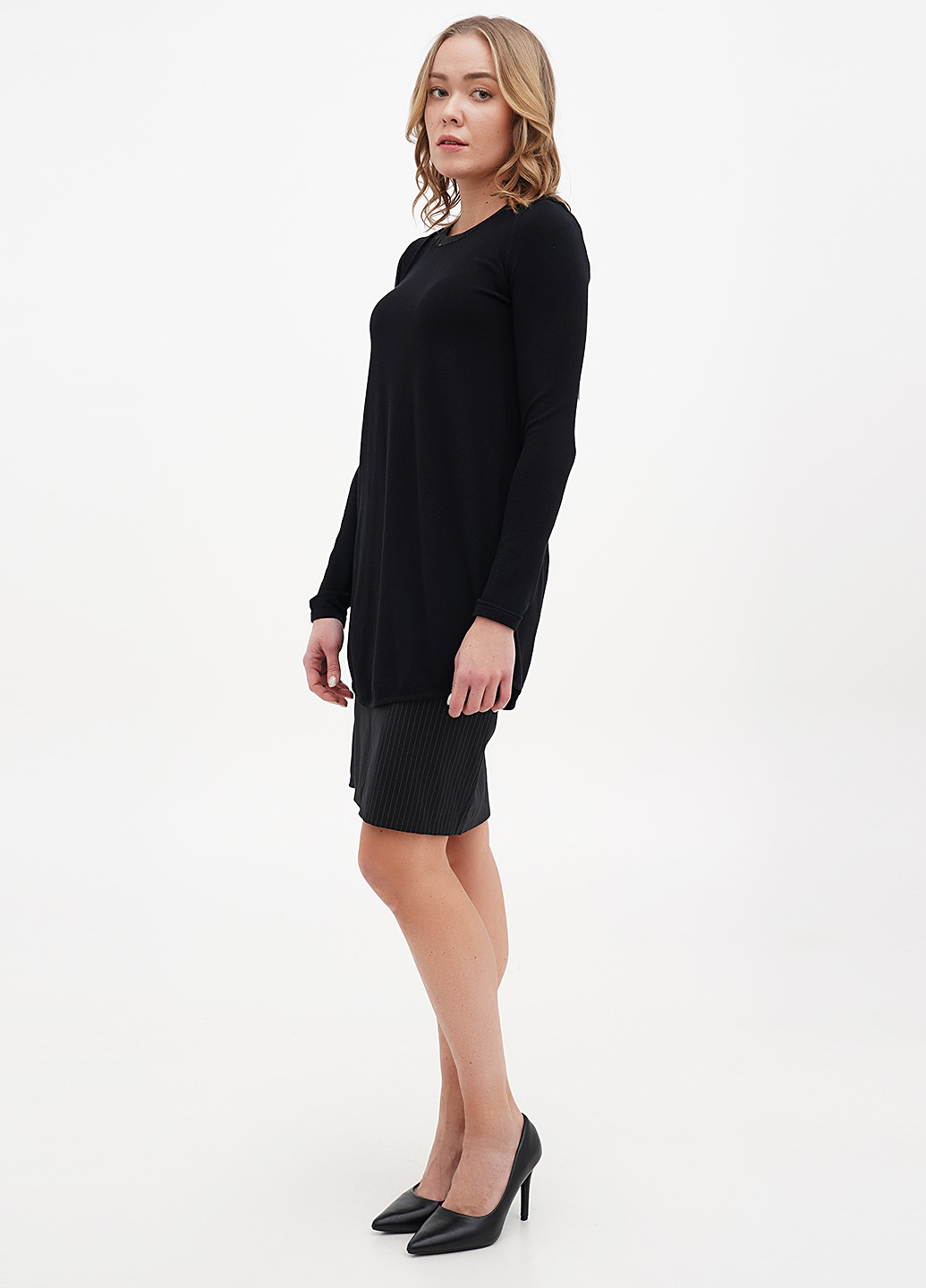 Чорна кежуал сукня Sassofono в смужку