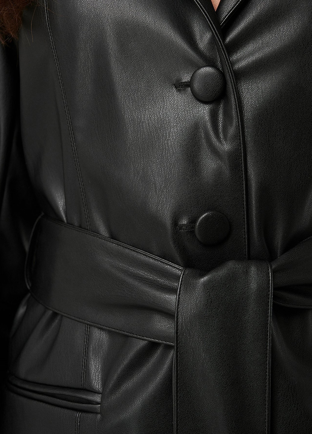 Черная демисезонная куртка NA-KD