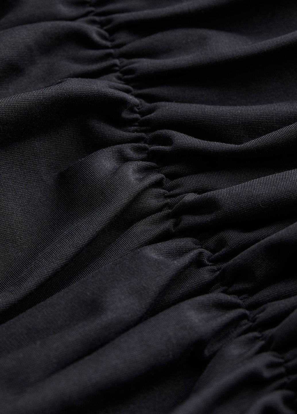 Черное кэжуал платье H&M однотонное