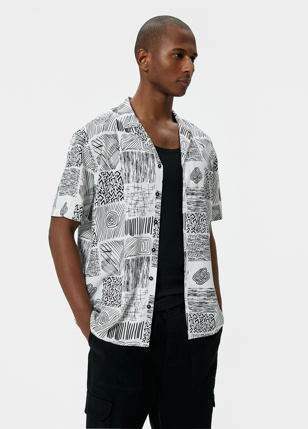 Белая кэжуал рубашка с рисунком KOTON