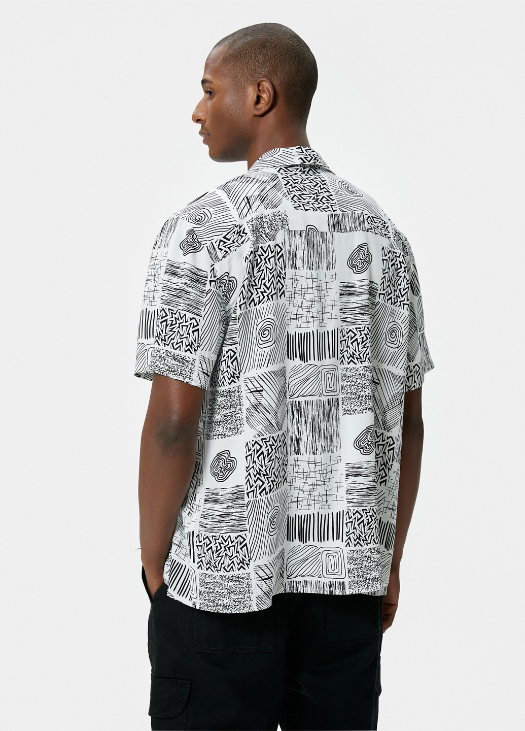 Белая кэжуал рубашка с рисунком KOTON