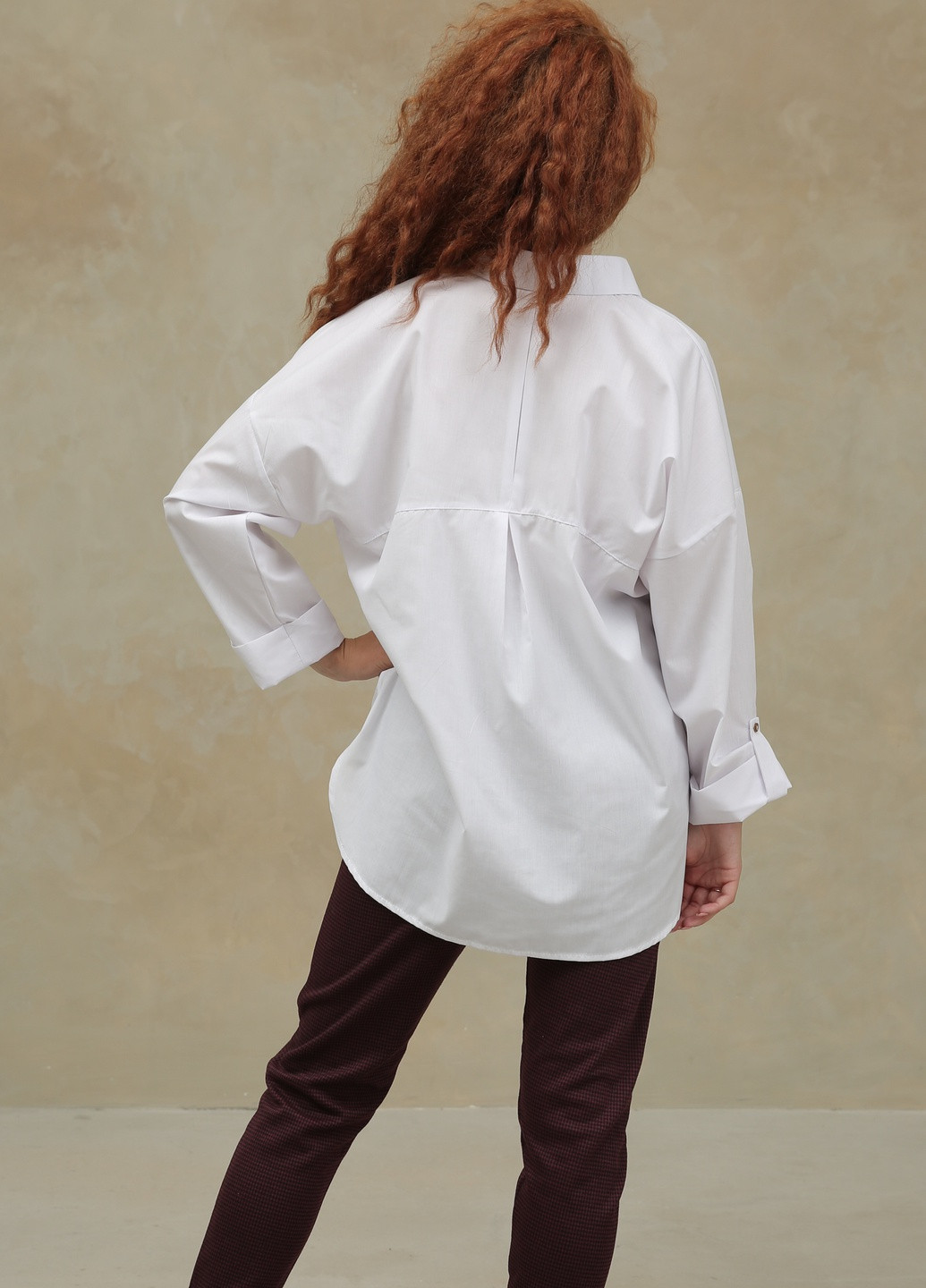 Біла демісезонна біла блуза - туніка з вишивкою "ніжні квіточки" в пастельних тонах INNOE Блузка