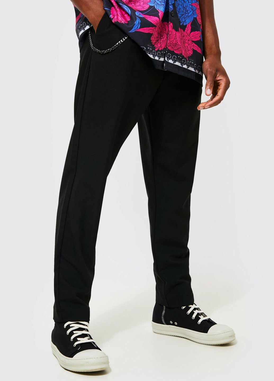 Черные кэжуал демисезонные зауженные брюки Boohoo