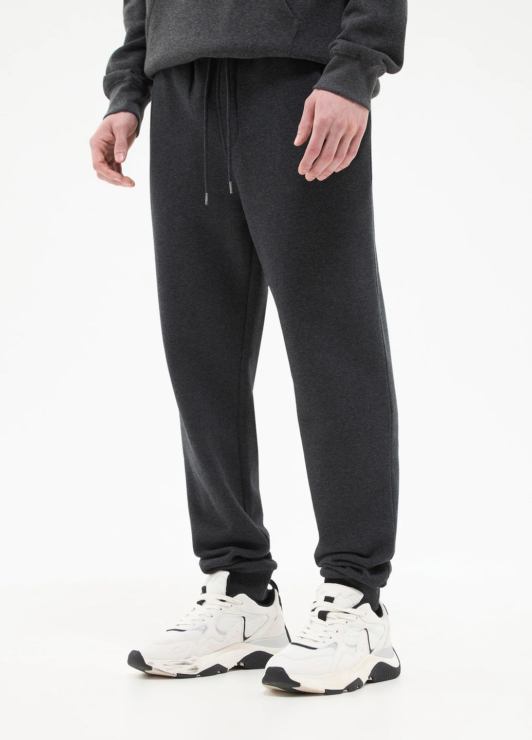 Темно-серые спортивные зимние брюки Terranova