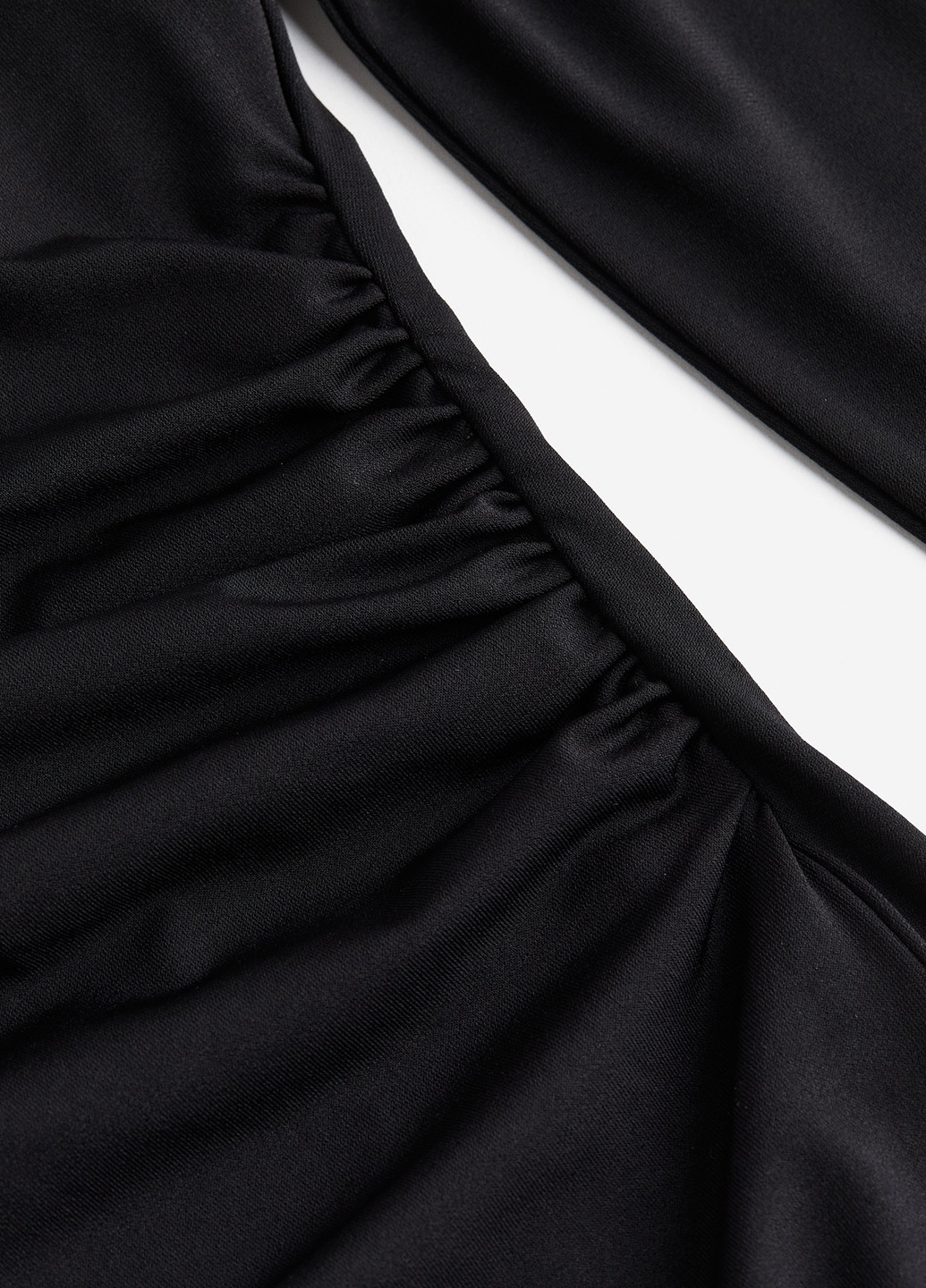 Черное вечернее, кэжуал платье силуэтная H&M однотонное