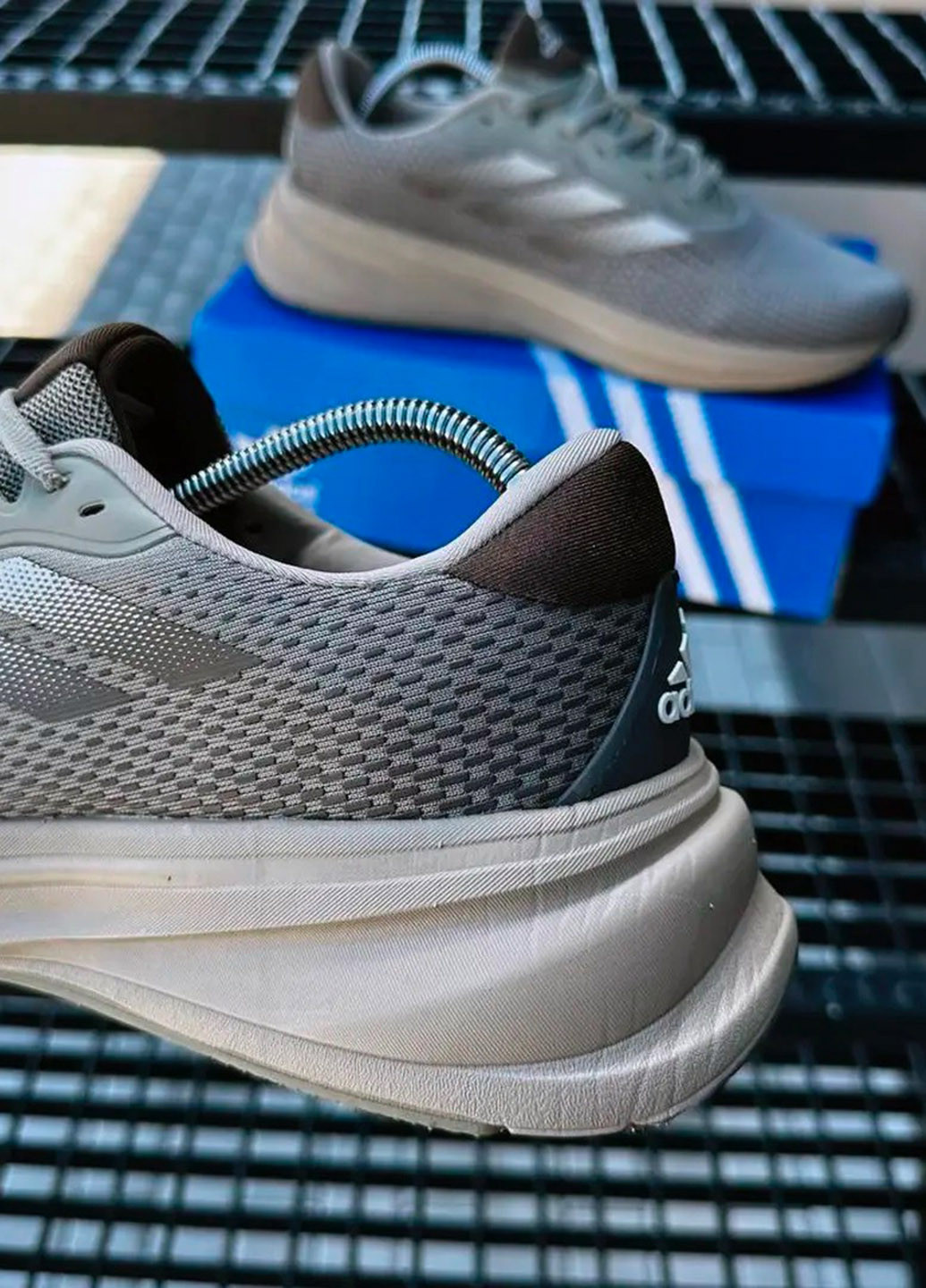 Коричневые демисезонные кроссовки No Brand SUPERNOVA STRIDE