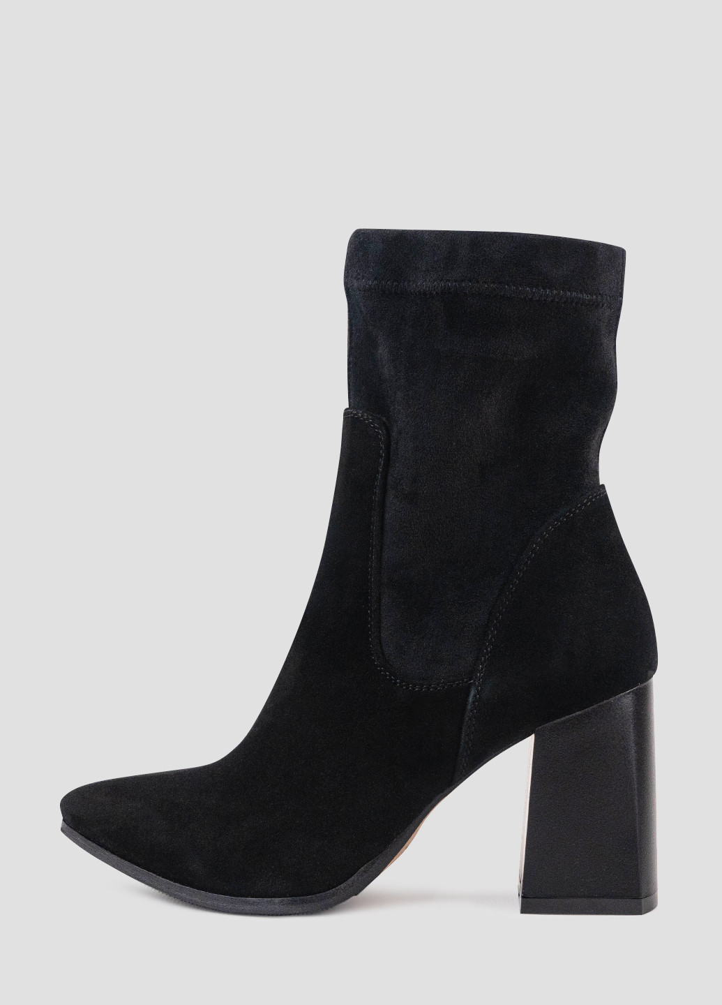 Черные осенние полусапоги Alromaro