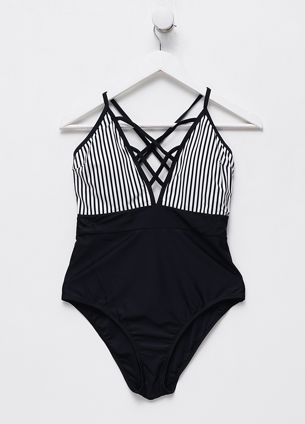 Черный летний купальник слитный CUPSHE