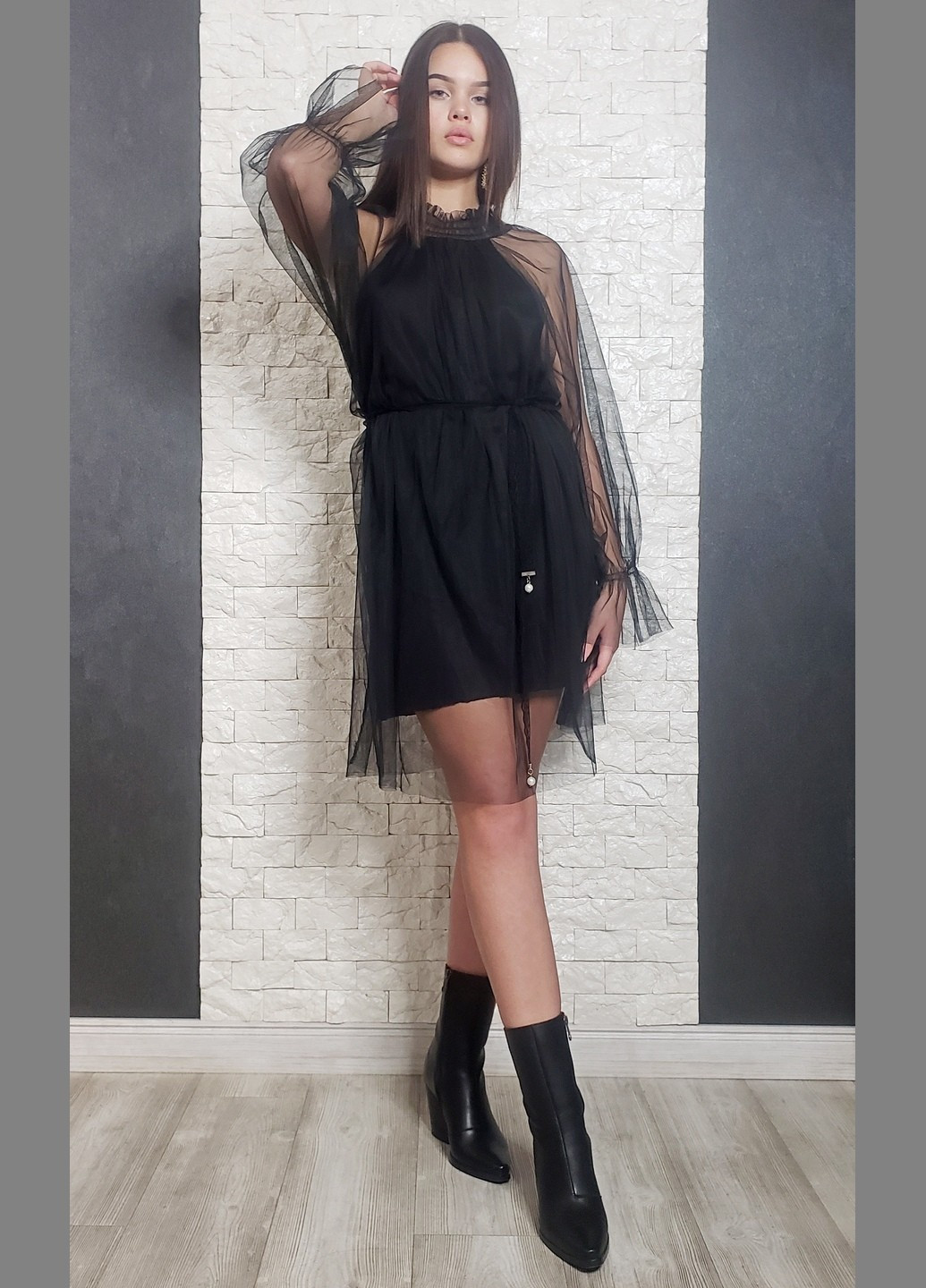 Черное коктейльное платье а-силуэт Fiordaliso однотонное