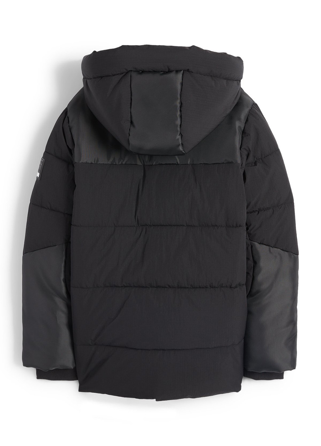 Черная демисезонная куртка C&A