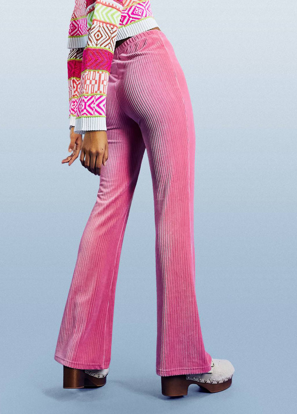 Розовые кэжуал демисезонные клеш брюки Asos