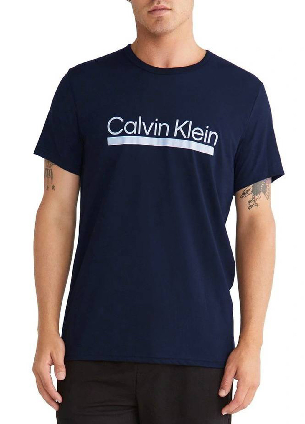 Темно-синяя футболка Calvin Klein