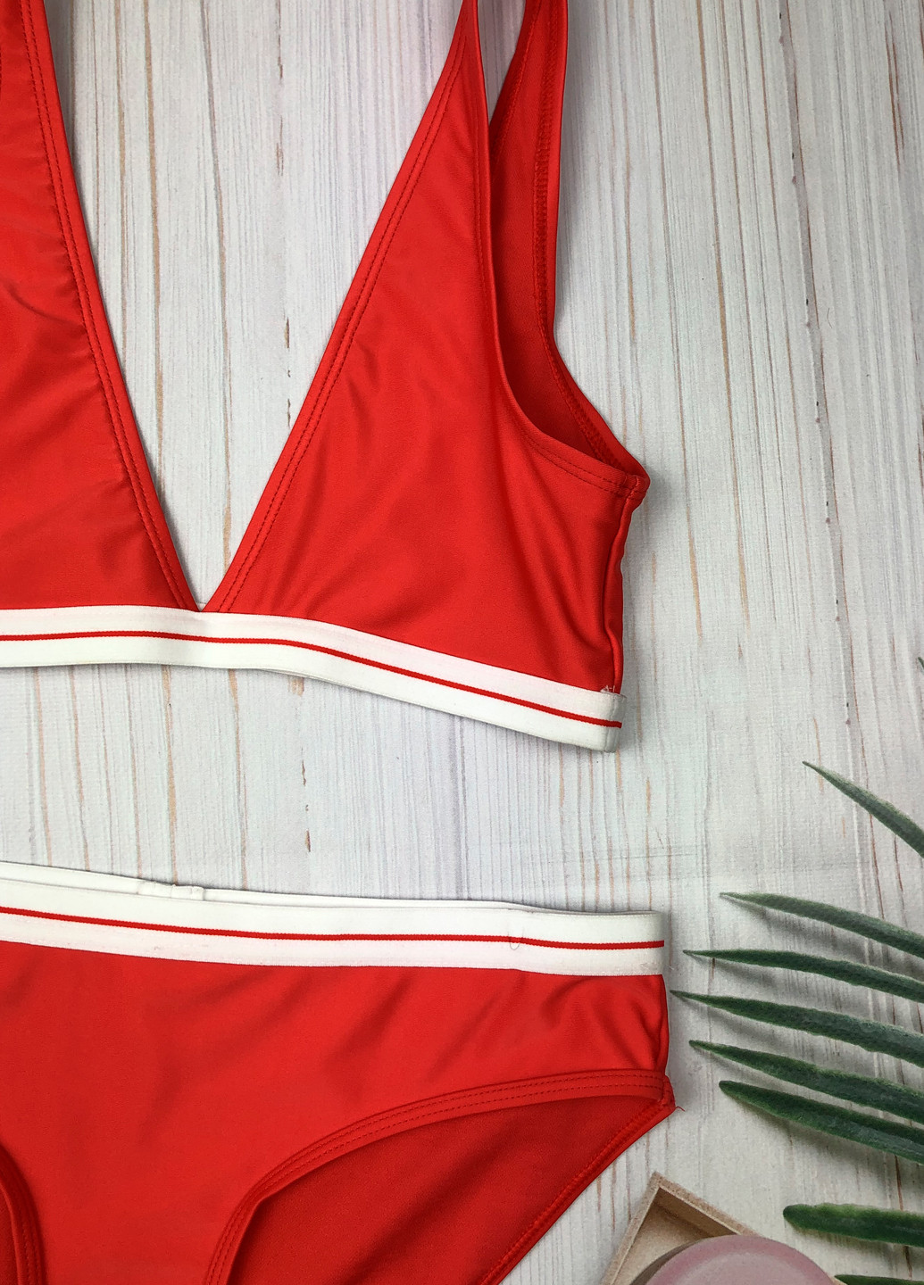 Красный летний купальник топ, раздельный, бикини Brave Soul