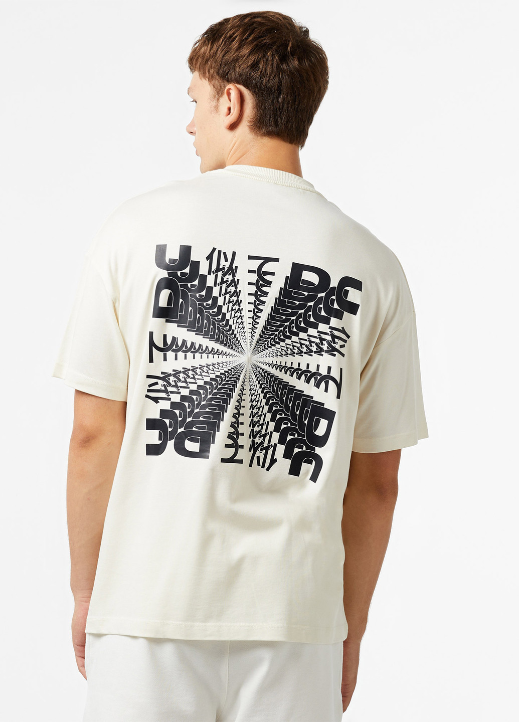 Молочная футболка UNITED4