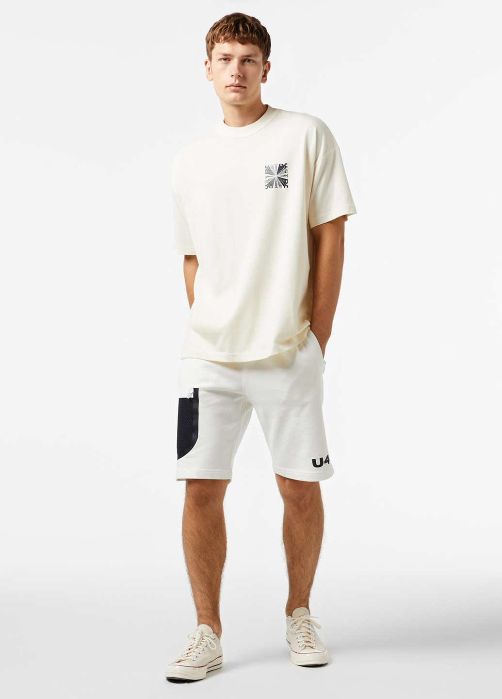 Молочная футболка UNITED4