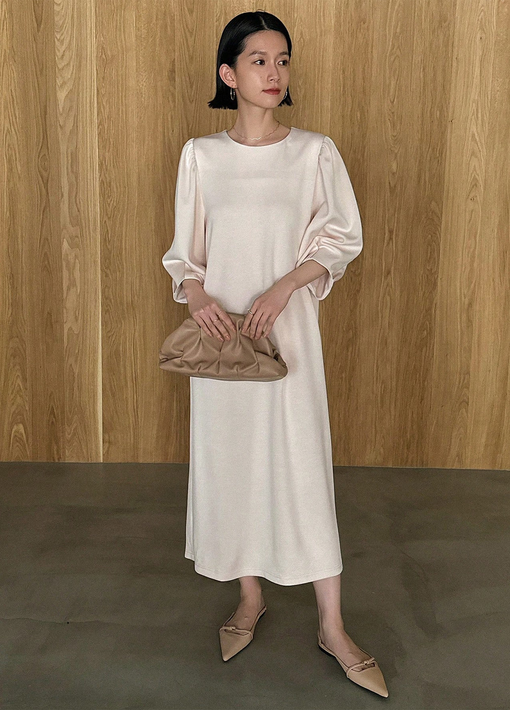 Кремова кежуал сукня а-силует SHEIN однотонна