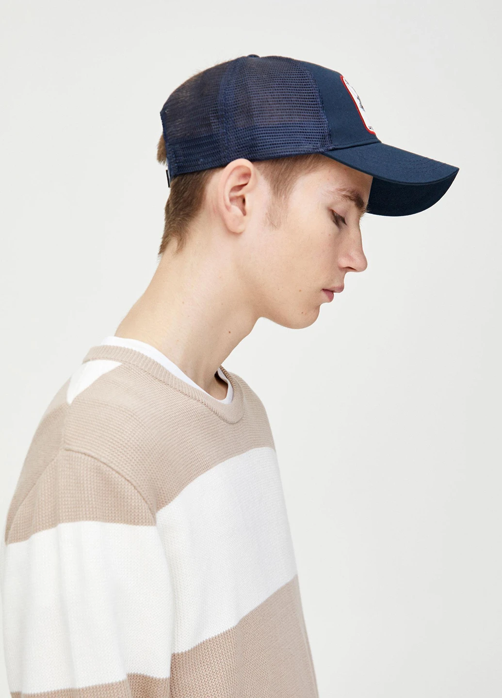 Бежевий демісезонний джемпер джемпер Pull & Bear