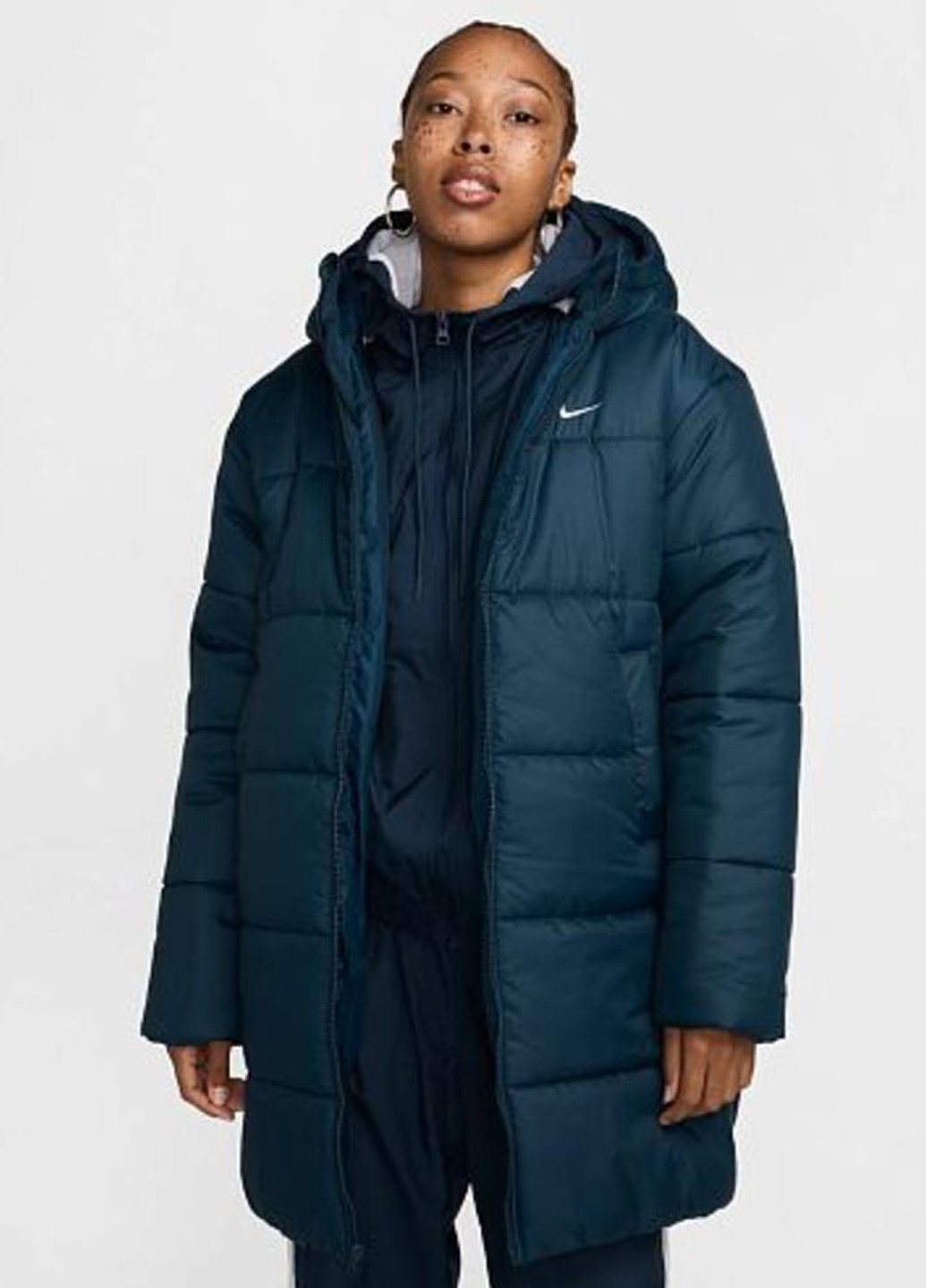 Темно-зеленая демисезонная куртка fz5903-478 куртка-пальто Nike W NSW TF SNFL NK CLSC PRKA