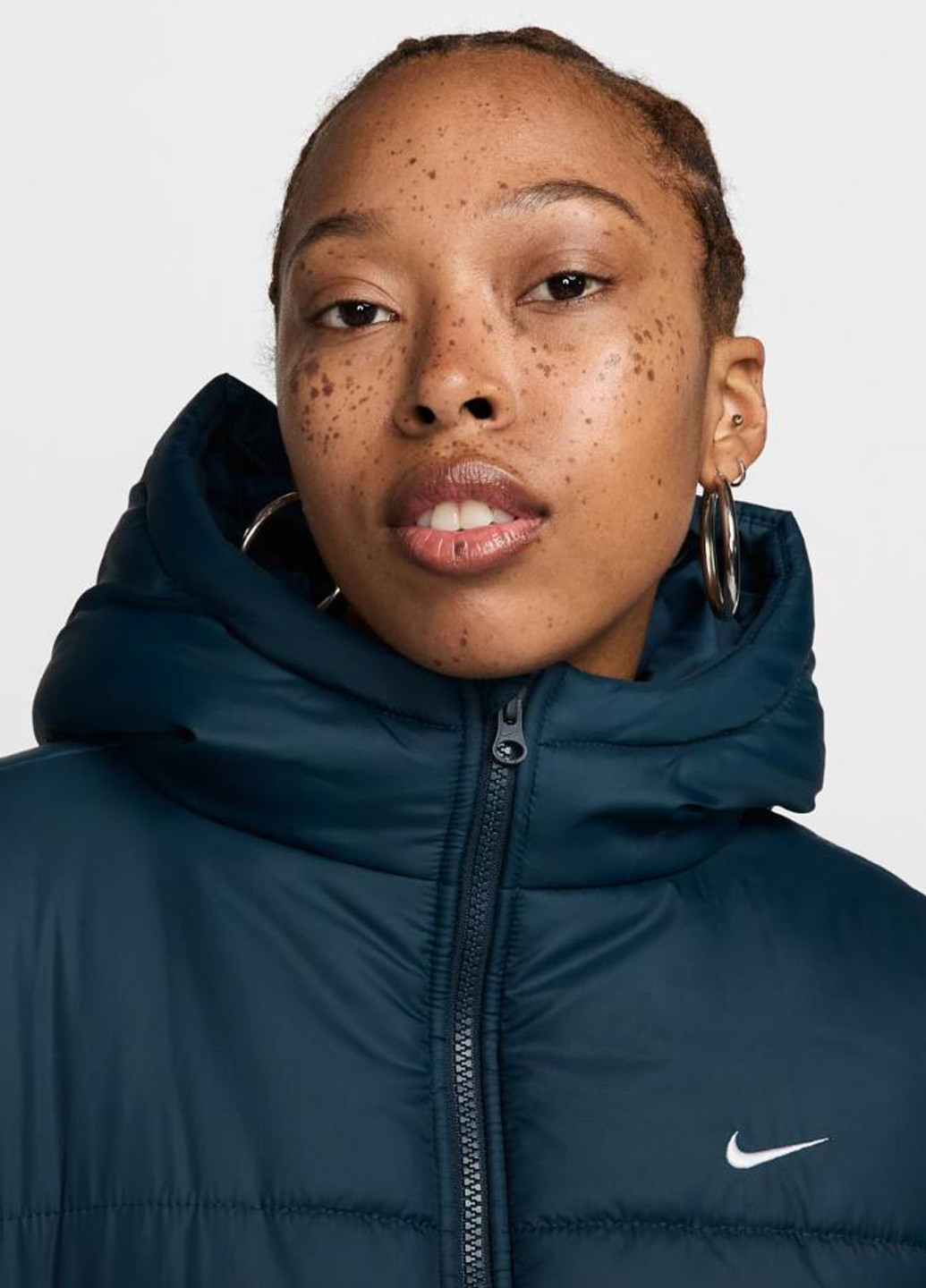 Темно-зеленая демисезонная куртка fz5903-478 куртка-пальто Nike W NSW TF SNFL NK CLSC PRKA