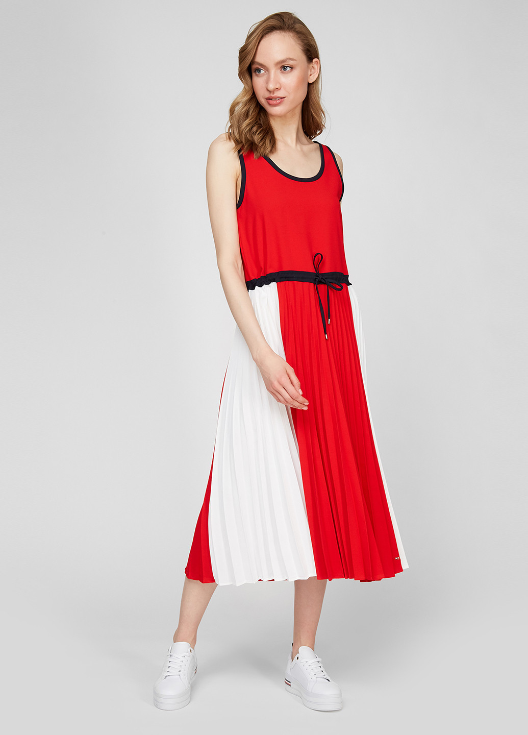 Красное кэжуал платье плиссированное, клеш Tommy Hilfiger однотонное