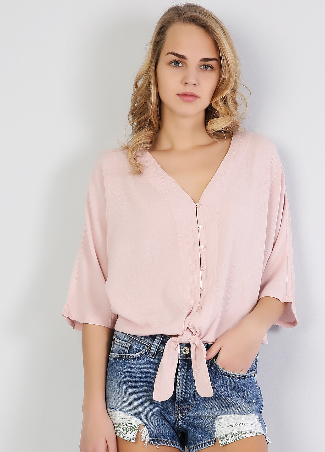 Светло-розовая летняя блуза Colin's