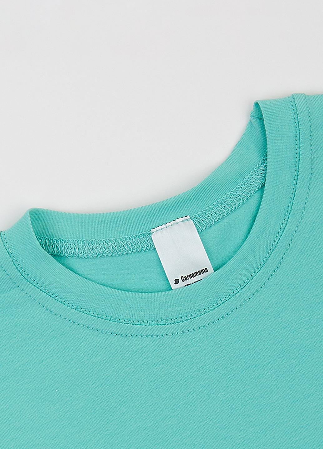 Зеленая летняя футболка Garnamama
