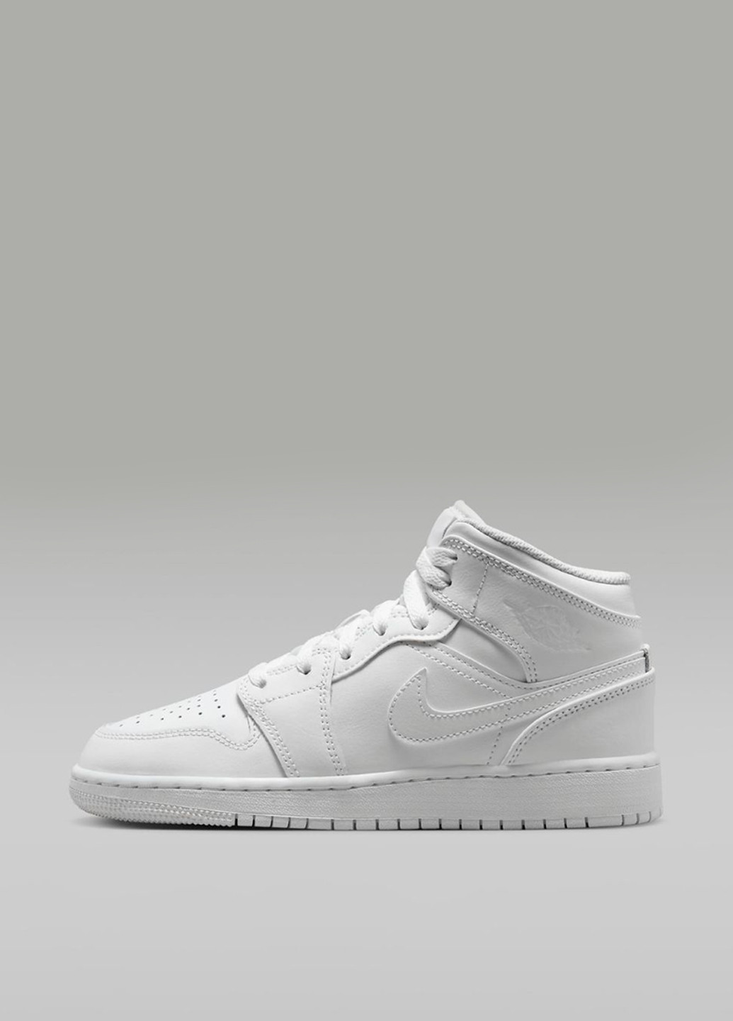 Осенние ботинки Jordan с перфорацией, с логотипом из искусственной кожи