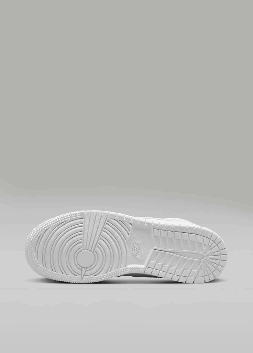 Осенние ботинки Jordan с перфорацией, с логотипом из искусственной кожи