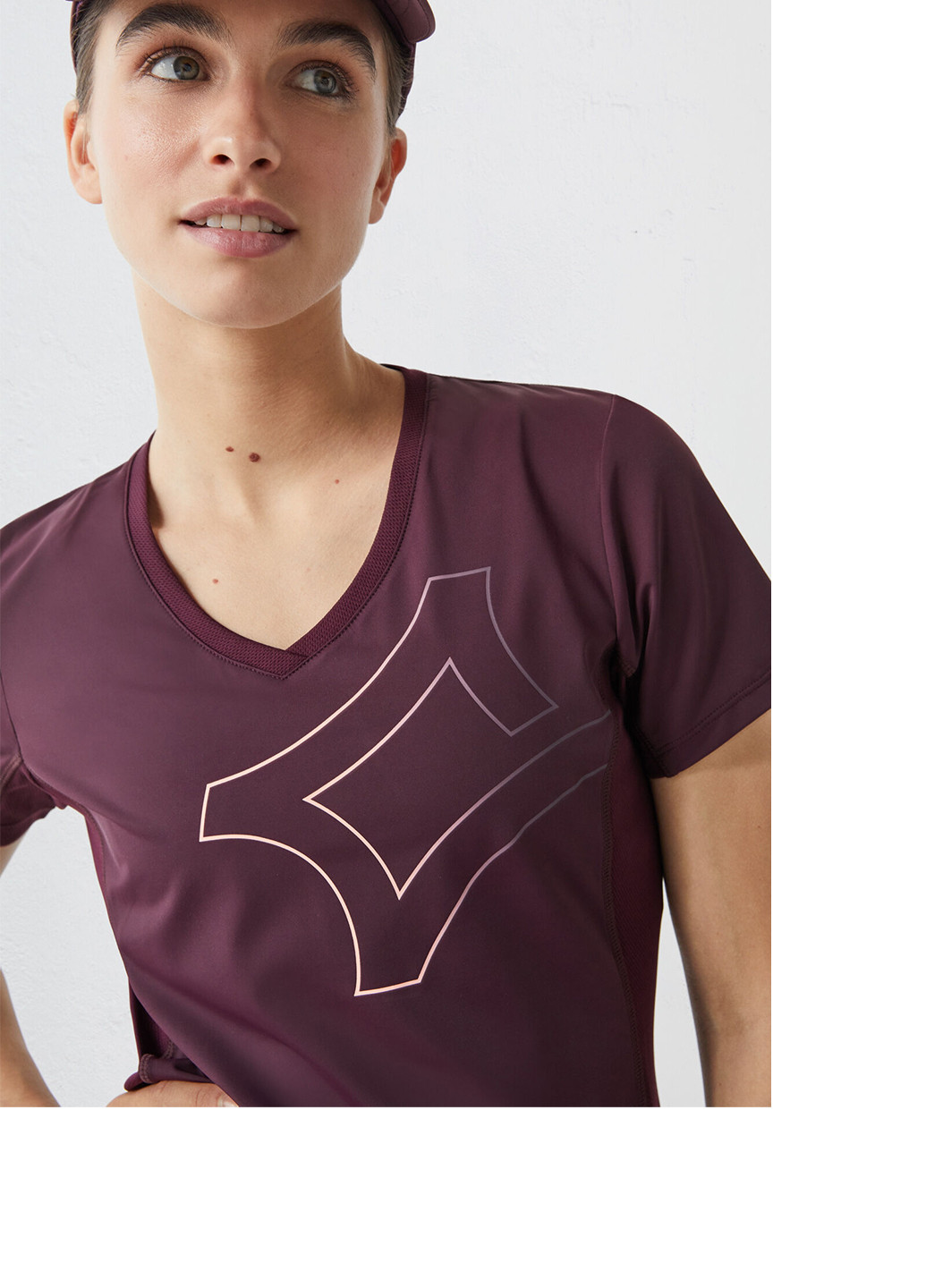 Фиолетовая всесезон футболка Dash&Stars