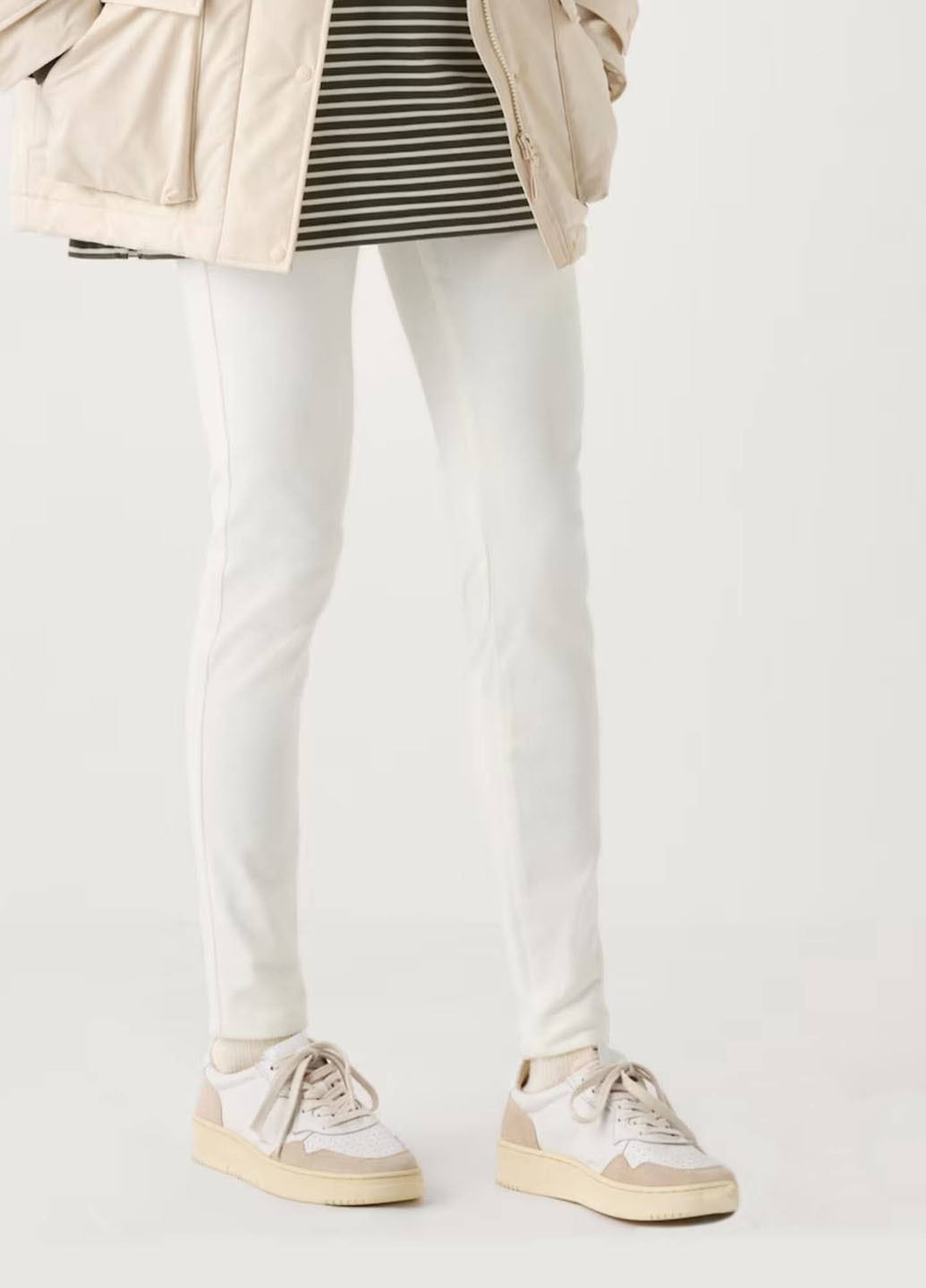 Белые демисезонные леггинсы Uniqlo