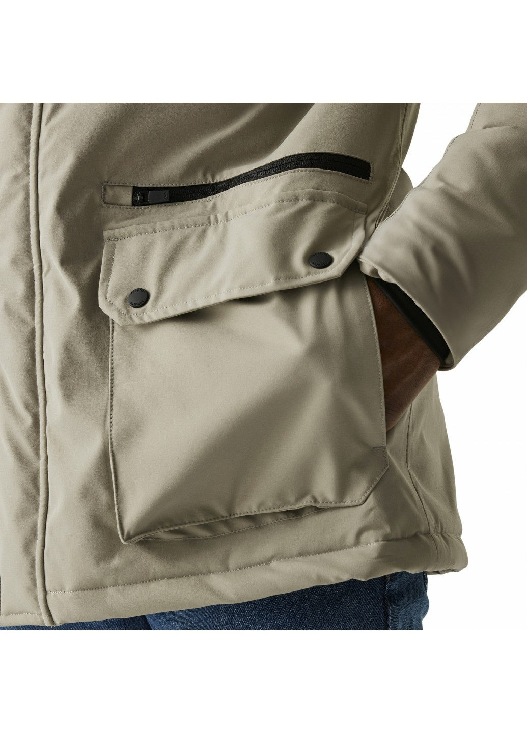 Бежева зимня куртка Regatta